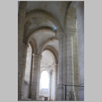 Abbaye de Saint-Benoît-sur-Loire, photo Sabinolembo Wikipedia.jpg